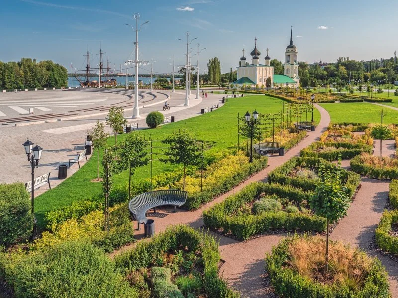 В три этапа: продолжается реконструкция Петровской набережной в Воронеже