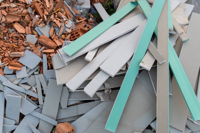 Отходы — в доходы: половина девелоперов реализует собственные программы по переработке строительного мусора